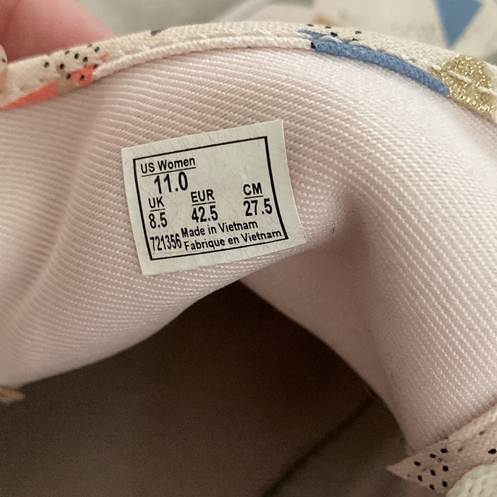 Geometric pattern Vans - Picture 3 of 3